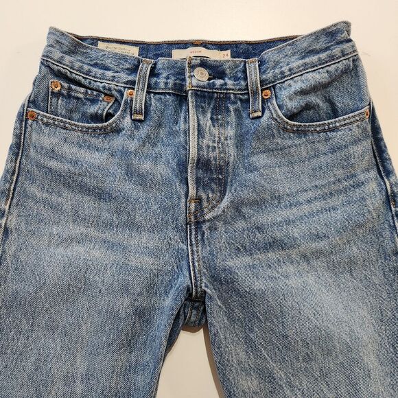 Levi's Premium Wedgie Fit Denim Jeans Blue Raw Hem High Waist Ankle Women's 24 - Picture 2 of 11